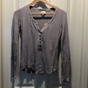 Anthropologie Long Sleeve Ribbed Henley VNeck by 9HI5SICL-Light Grey / Lilac XS.